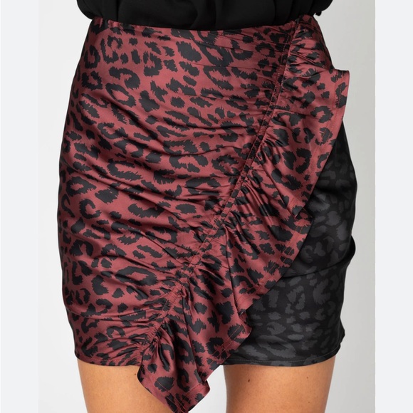 Buddy Love Hope Color Block mini skirt- merlot cat color small - Picture 5 of 5